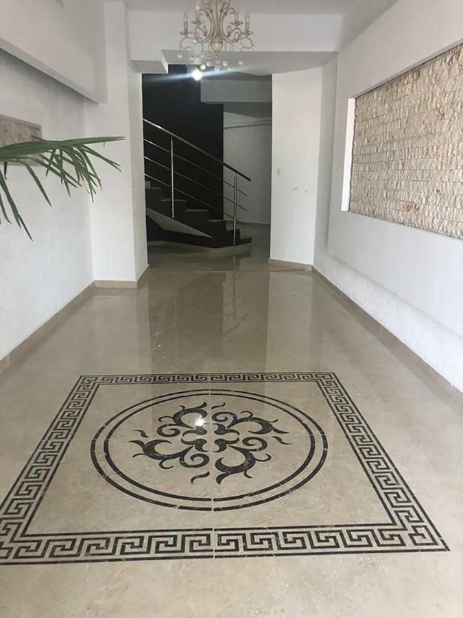 Thomas Luxury Apartment Năvodari Esterno foto